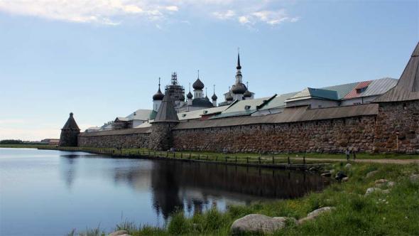 восточная сторона