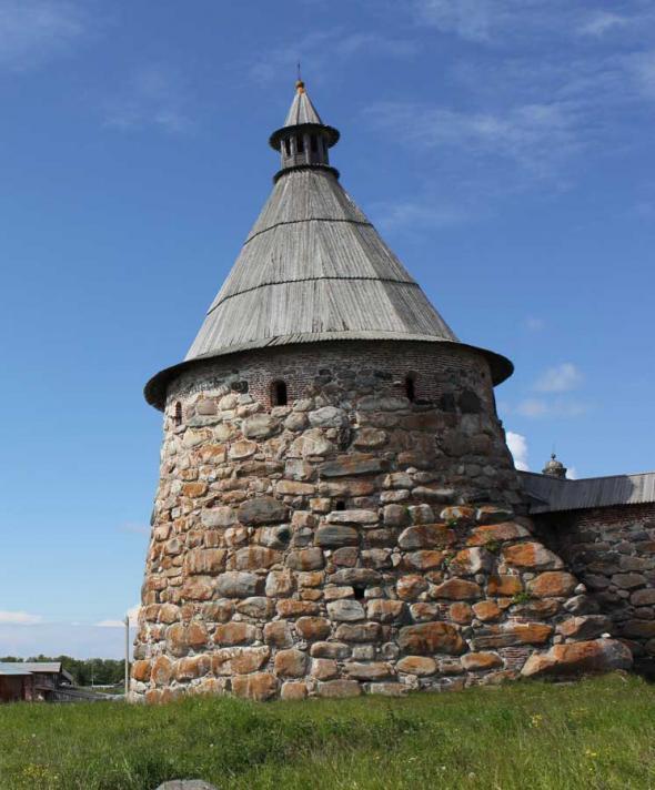 Белая (Головленкова) башня