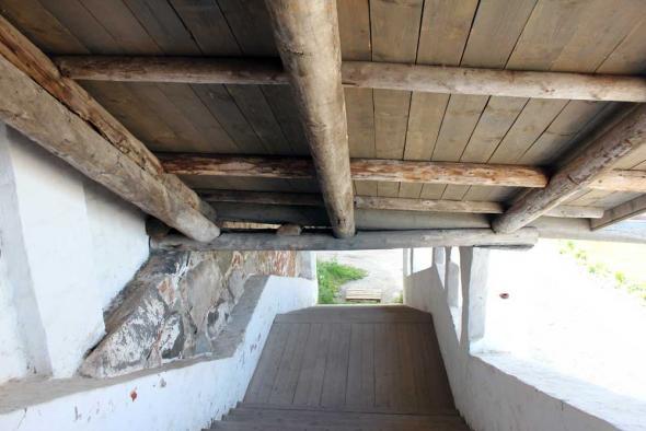 лестница в монастырский корпус