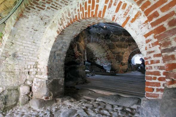 башня вход со стены на средний уровень