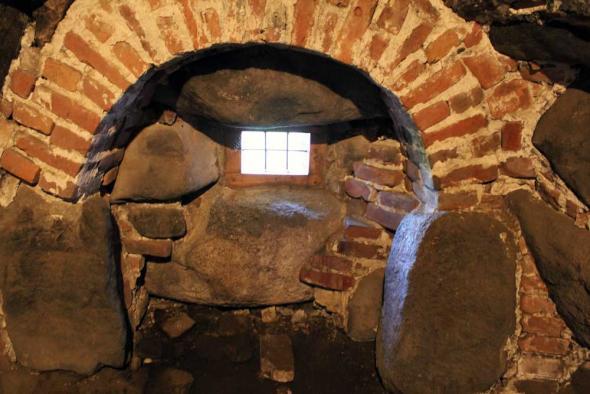 бойницы в башне