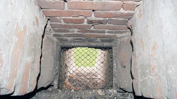 бойница нижнего боя