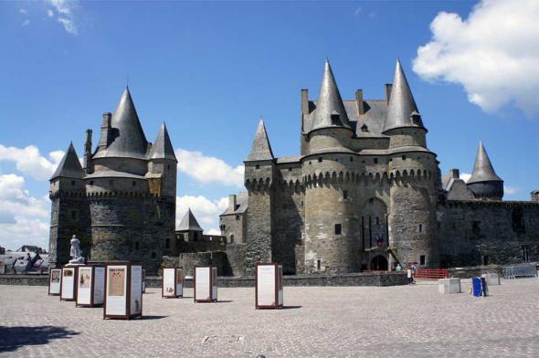 Надвратная башня, вид с востока