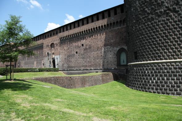 Замок Сфорца (Италия)