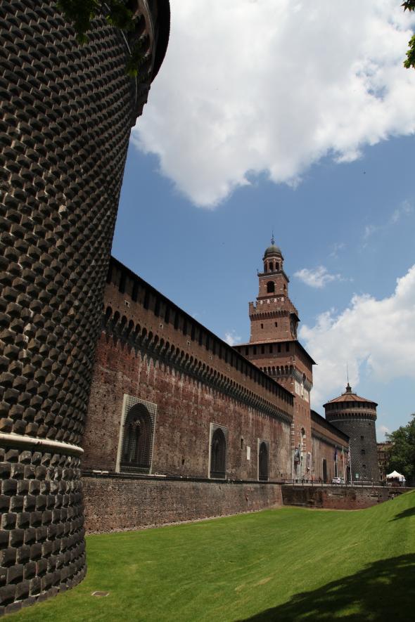 Замок Сфорца (Италия)