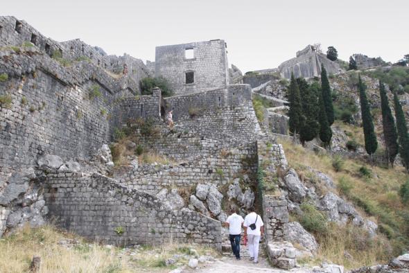 внутри периметра